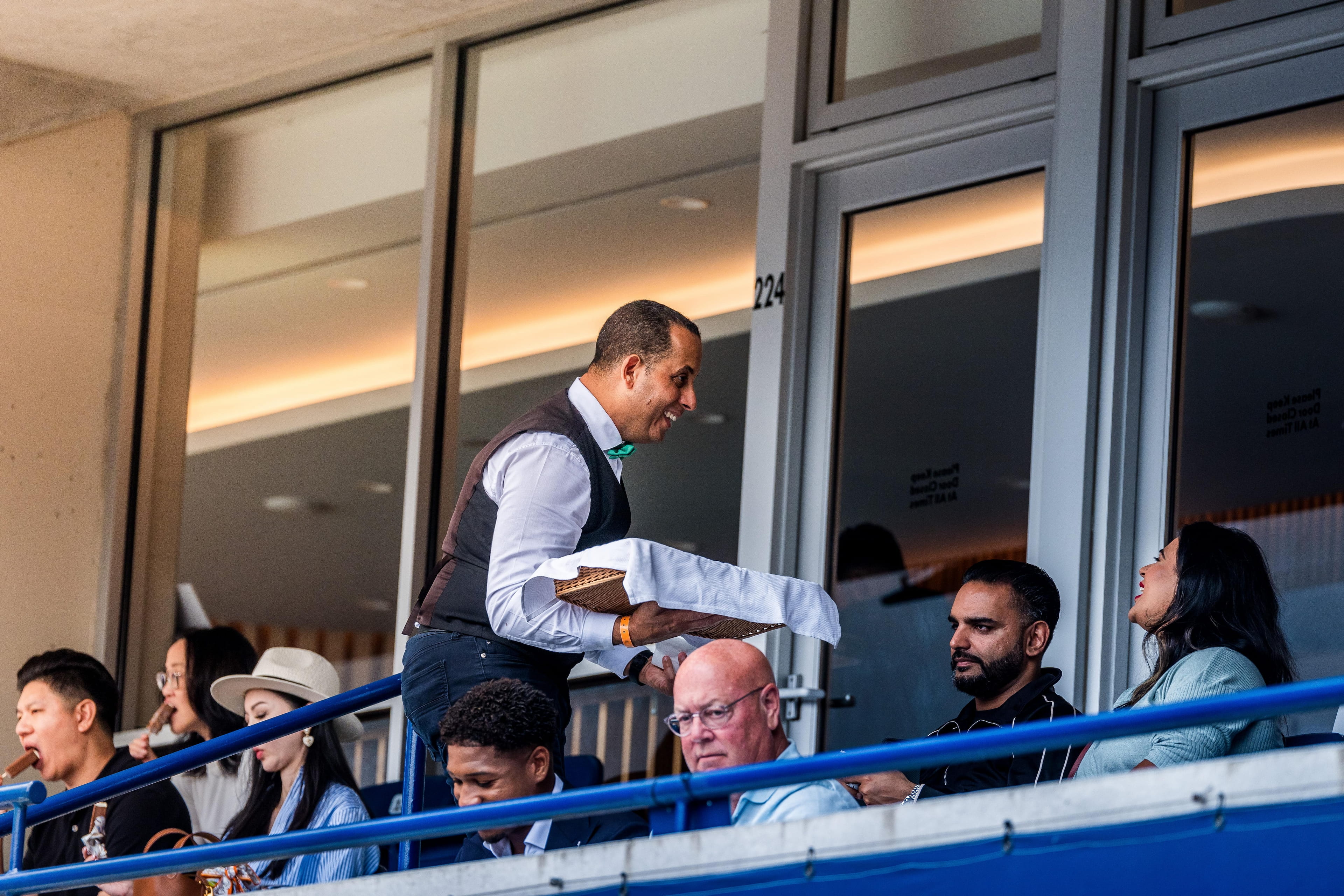 TC OBN 2024 TO 1342556995 FINAL s RVB min